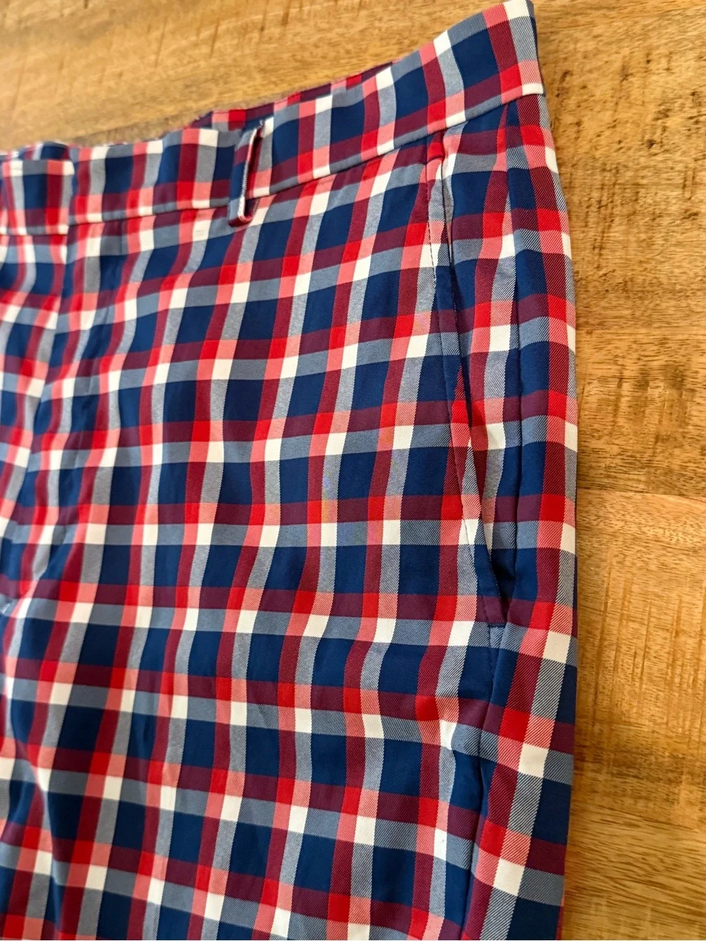 Walter Hagen Plaid Golf Shorts Men’s Size 34 Red Blue White Performance EUC